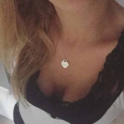 Public Photo of DollysexyBlonde